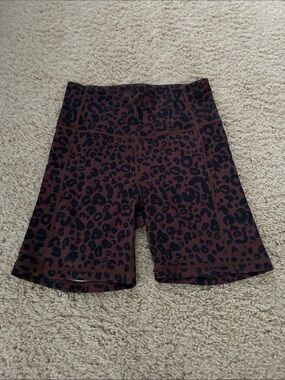 Maven Thread Women's High-Rise Leopard Print Bike Shorts (size small)